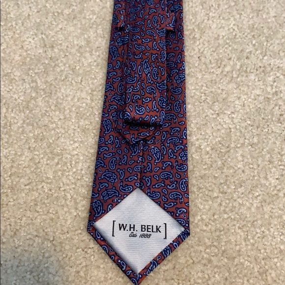 Men’s necktie with blue paisley - Picture 2 of 2